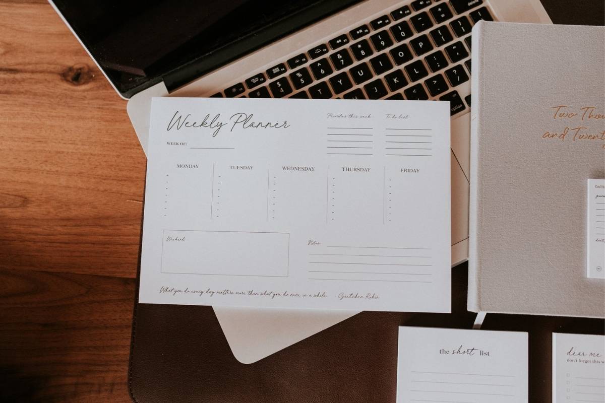 How To Organize A Weekly Planner
