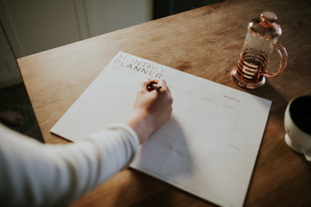 Large Monthly Planner (Black Coil)